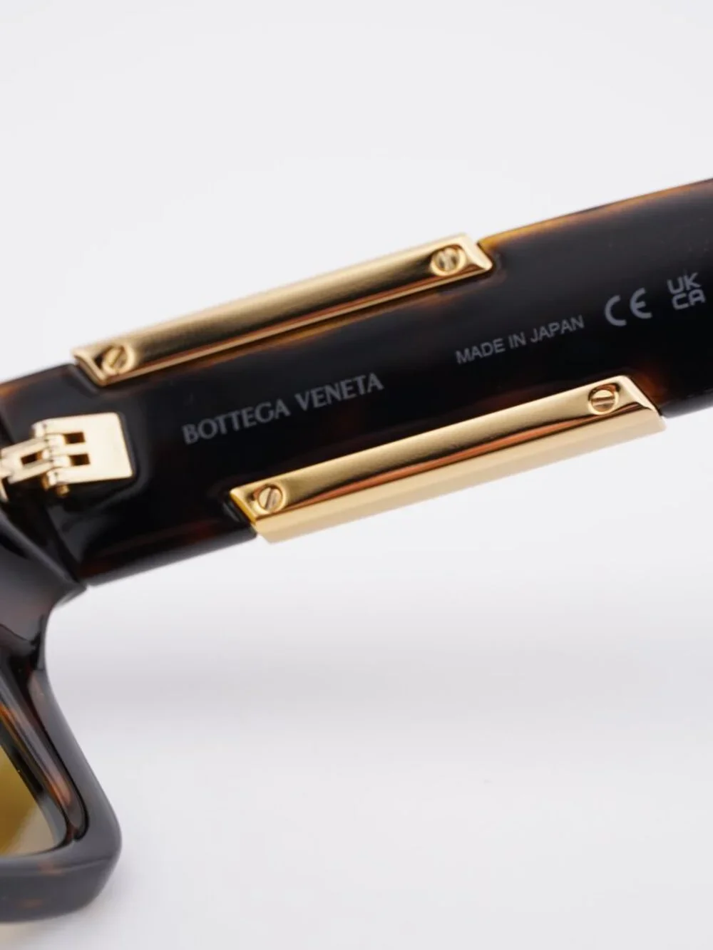 Bottega Venetta BV1451S 002 Shield Sunglasses - Dark Havana / Yellow
